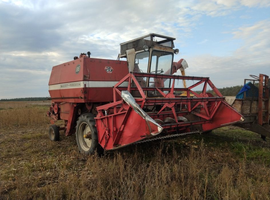 Комбайн готовий до жнив