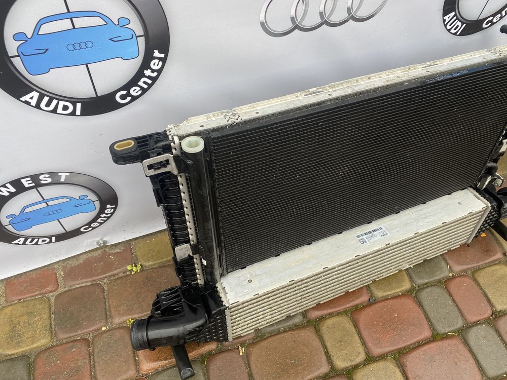 Радіатор Audi A4 B9 2.0 TSI радіатори вода кліма іннтеркулер