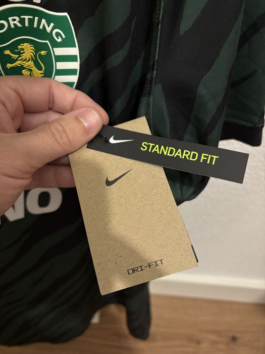 Camisola Sporting SCP Oficial 21/22