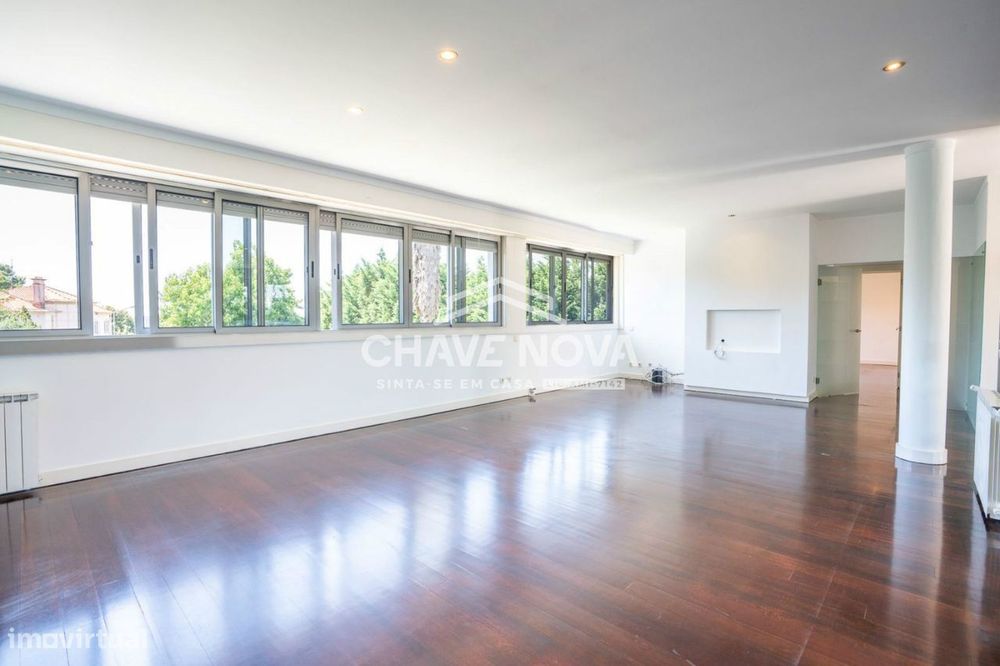 Moradia V3+1 no Centro da Maia