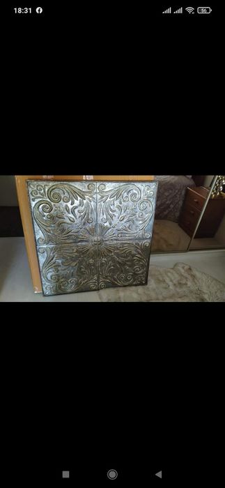 NOVO: 1 tela em metal