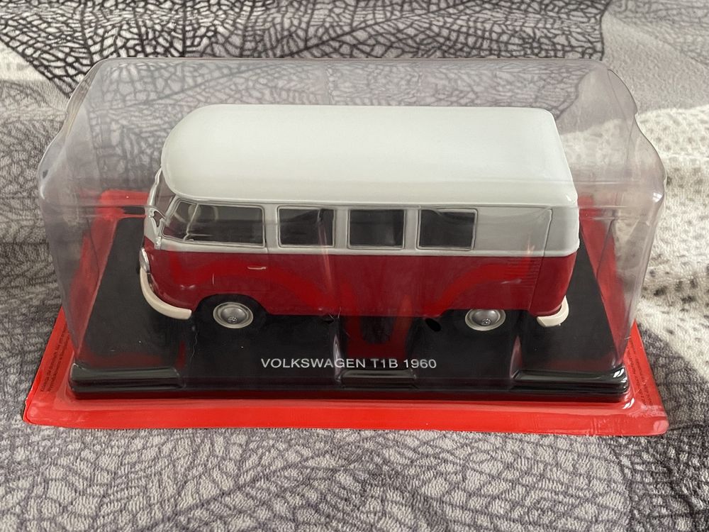 Samochody PRL 64 model Volkswagen T1 1960