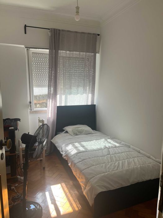 Quarto para arrendar