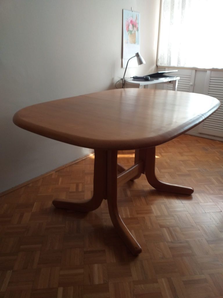 Stół drewniany rozkładany