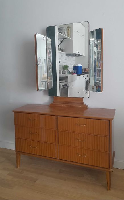 Duńska toaletka / komoda