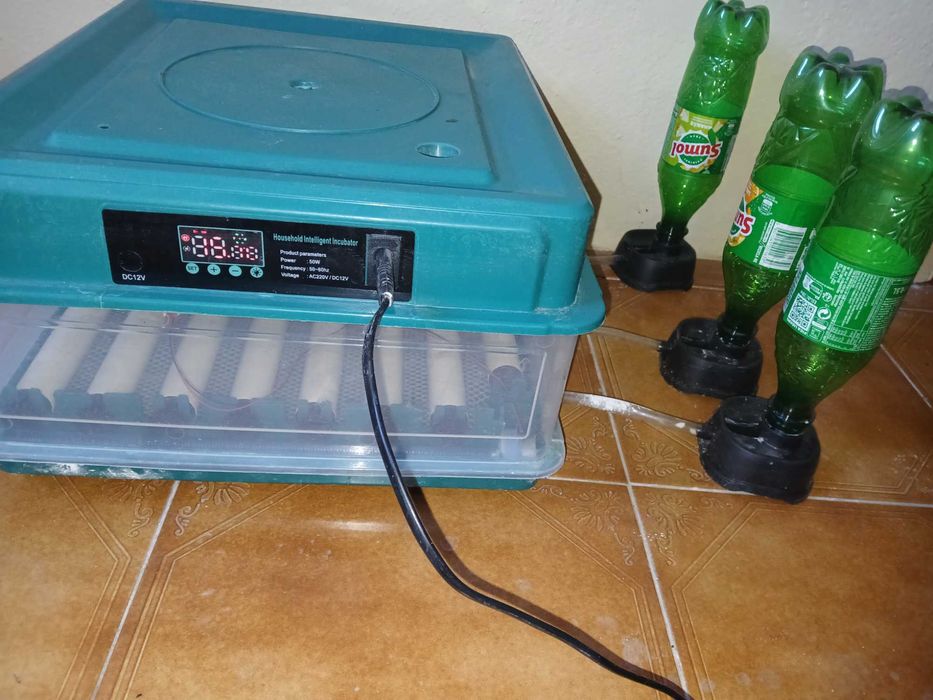 Chocadeira 36 ovos como nova