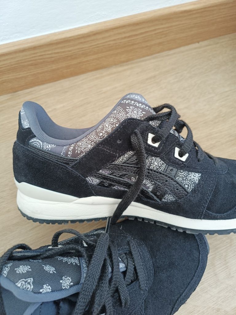 Vendo Sapatilhas Asics GEL-LYTE III OG (PAISLEY)