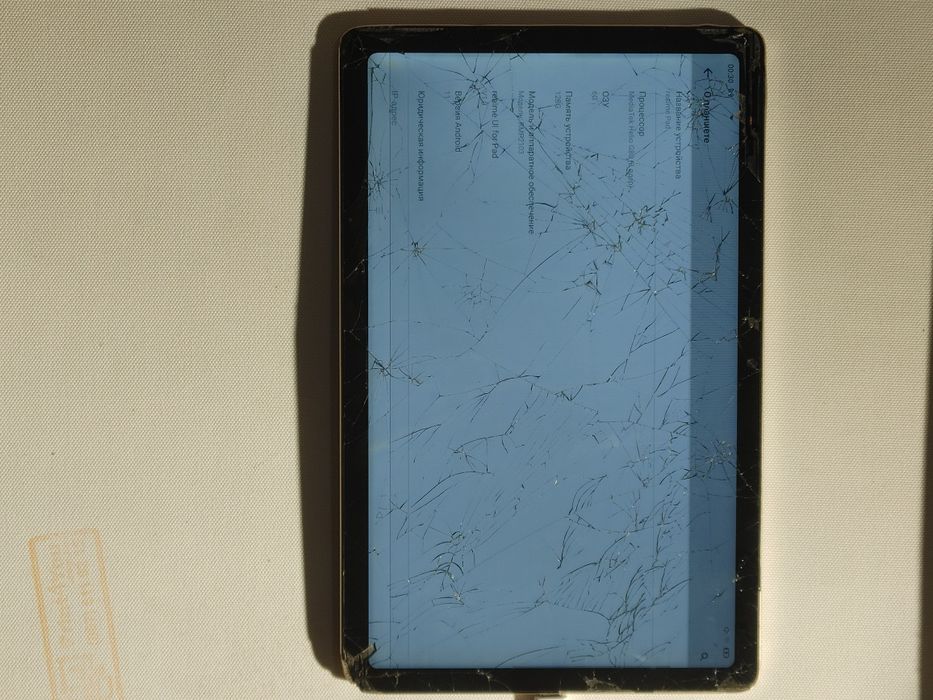 Планшет на запчасти realme pad rmp2103 6/128