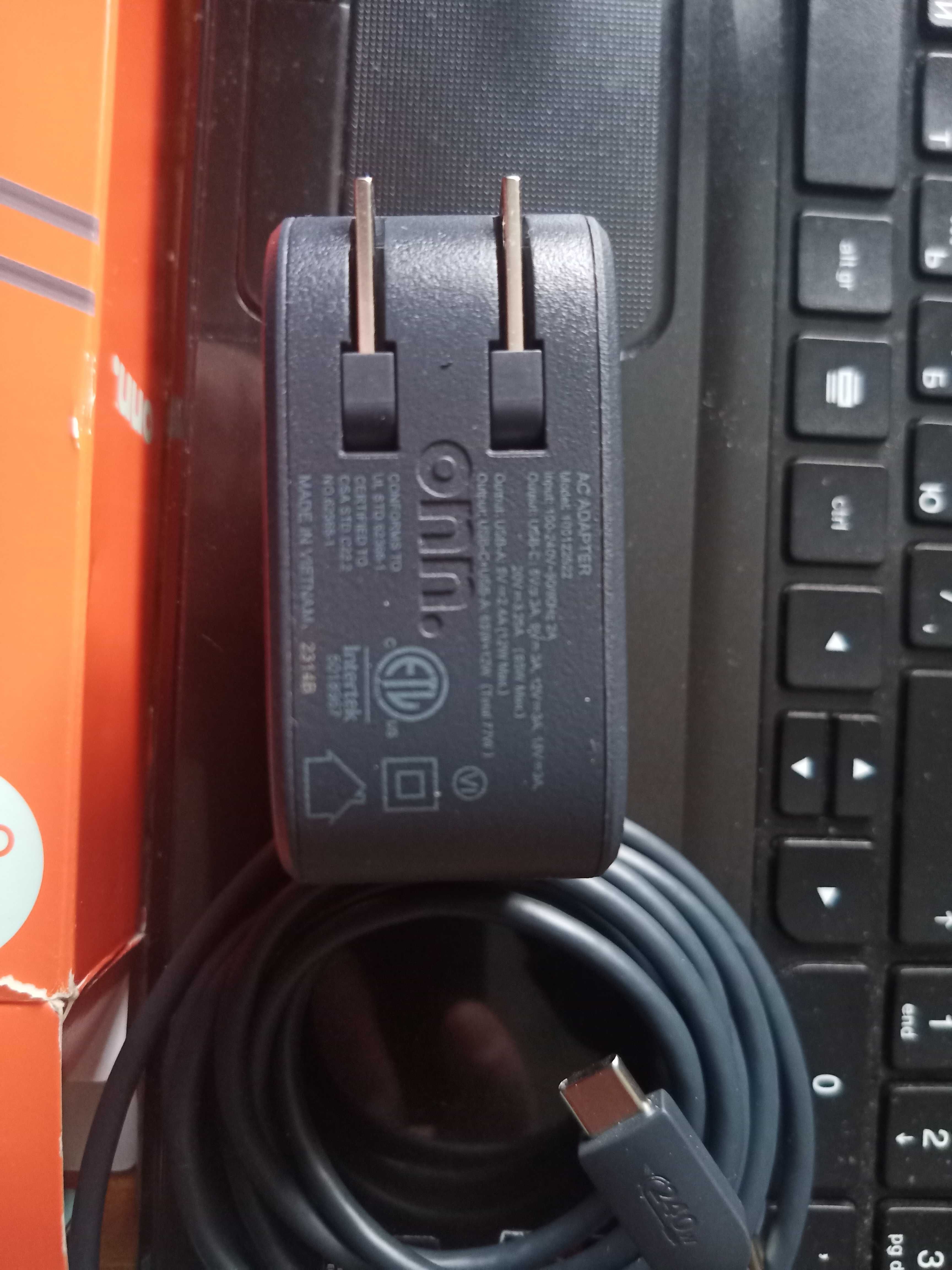 Швидка зарядка для  ноутбука та телефону USB-S 65w з USA