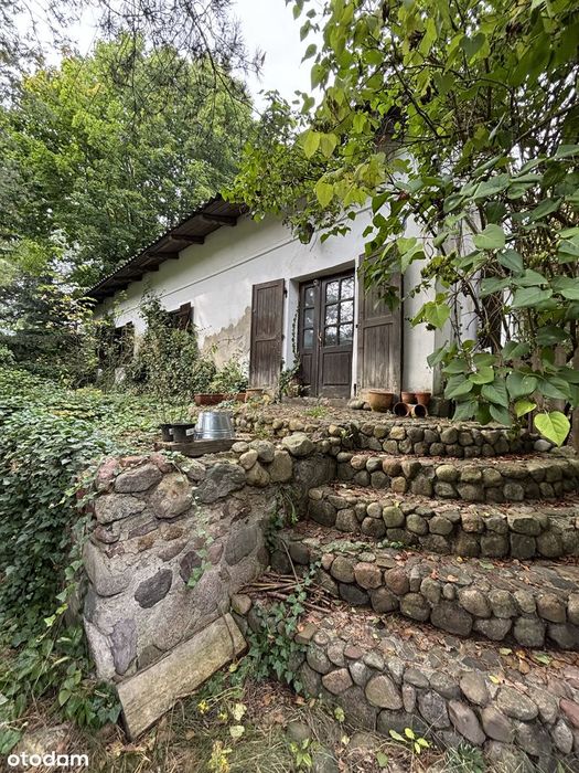 Niezwykła, klimatyczna działka w wyjątkowej lokalizacji