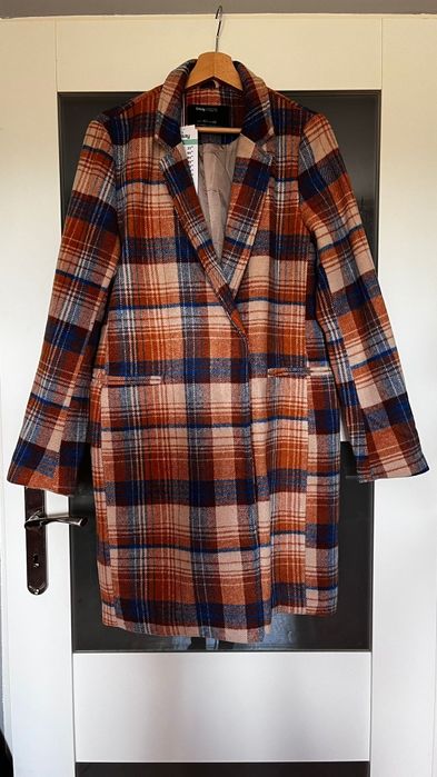 Płaszcz w kratę z wełną zapinany na podszewce NOWY na jesień