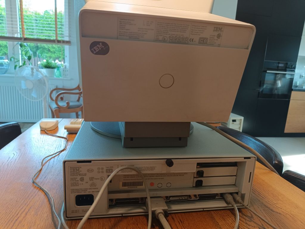 IBM PS/2 Model 56 Retro