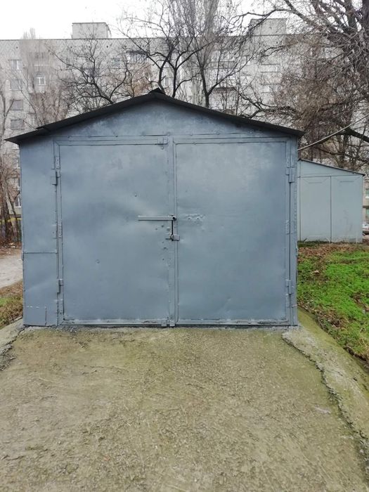 Сдам металлический гараж