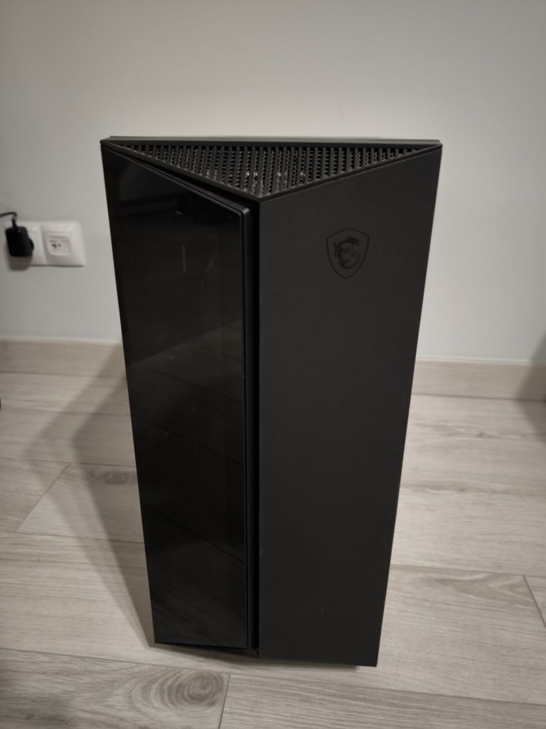 Sprzedam Komputer Game X G700 Core i7-11700K 32 GB RTX 3080 Ti 1 TB