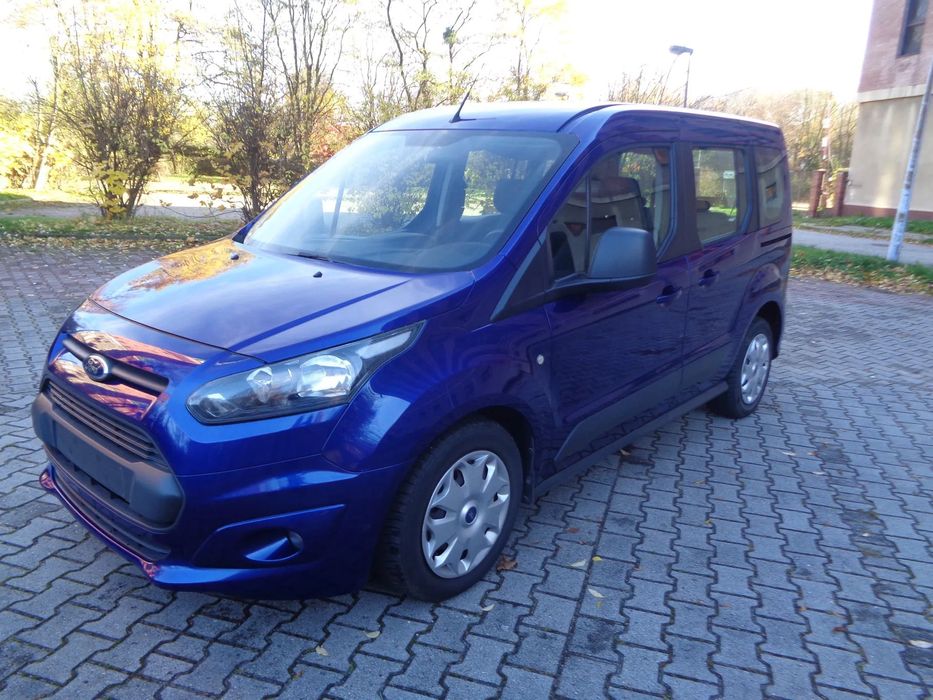 Ford Tourneo Connect stan bardzo dobry po serwisie  bez wypadkowy