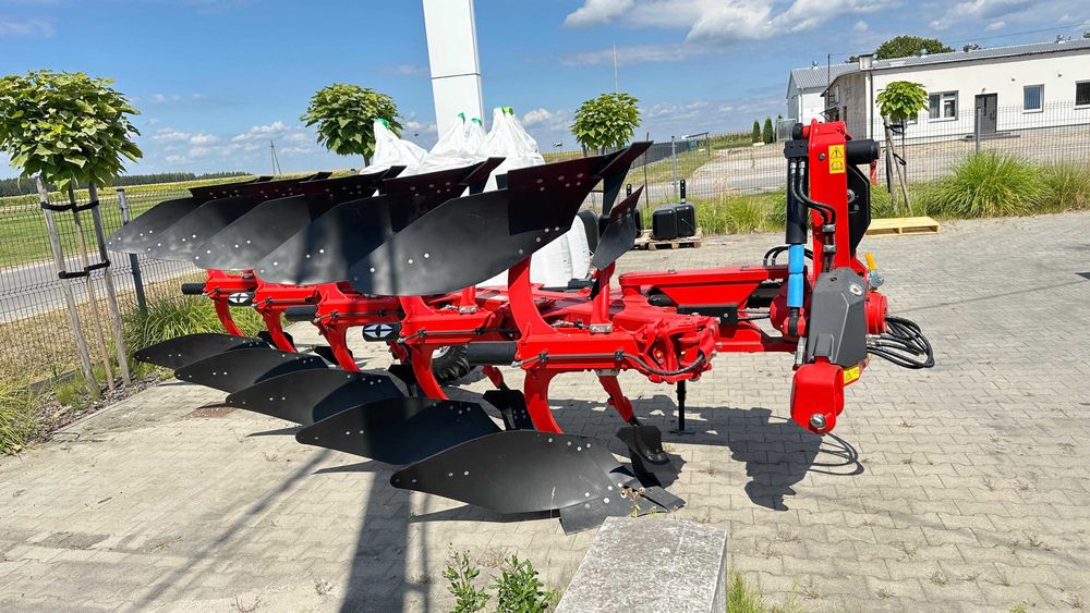 Pług obrotowy Gregoire Besson Rover 60 skiby 4 + 1 wyprzedaż rocznika
