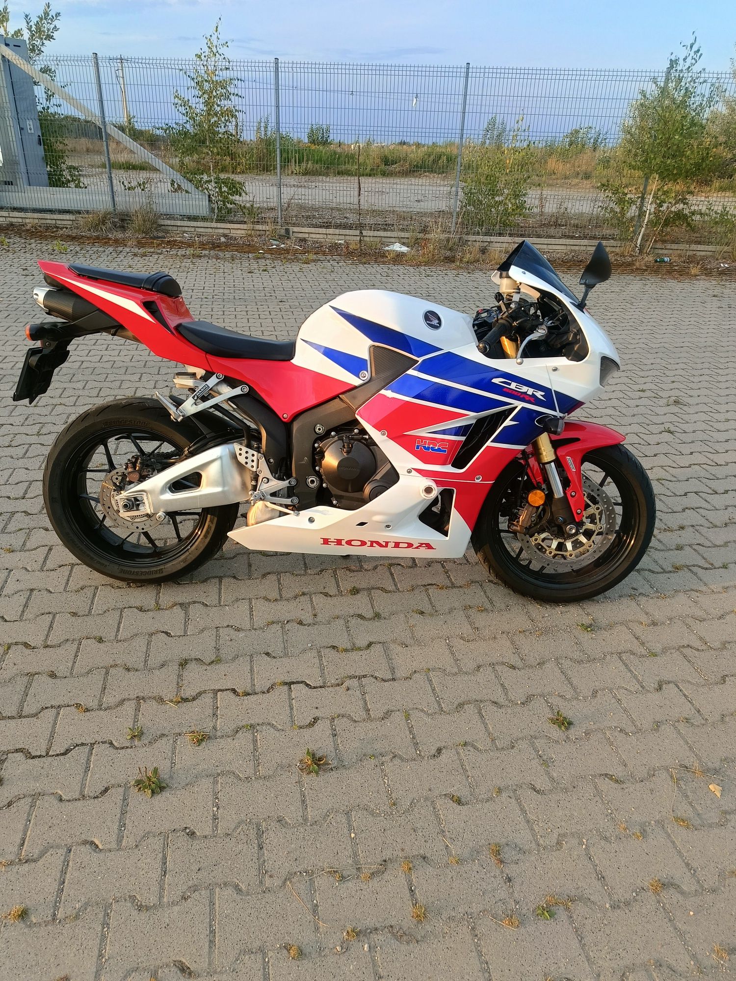 Honda CBR 600rr pc 40