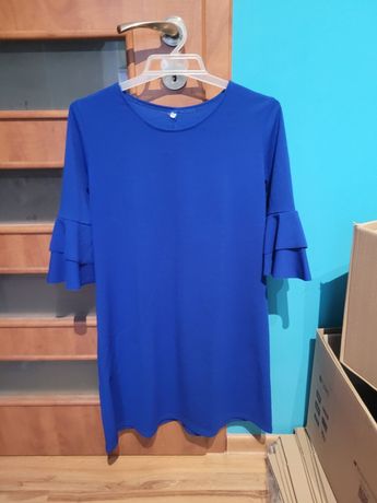 Niebieska sukienka r.M