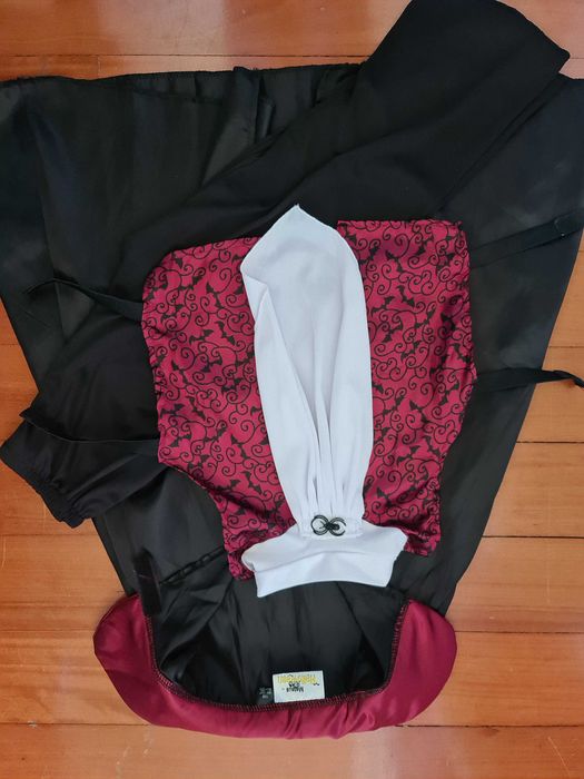 Fato de Drácula em bom estado - 4-6 anos