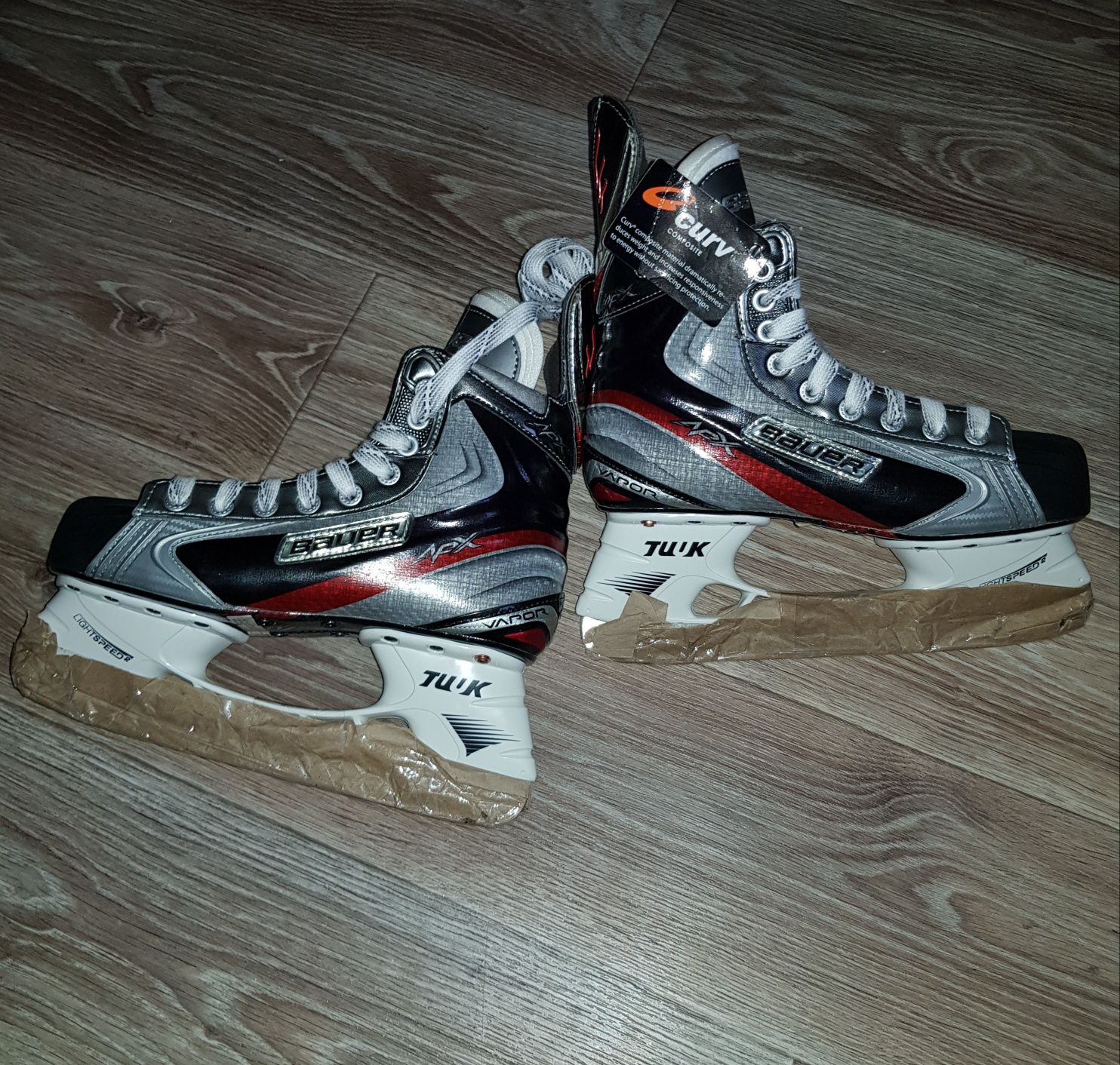 Продам коньки  Bauer Vapor APX