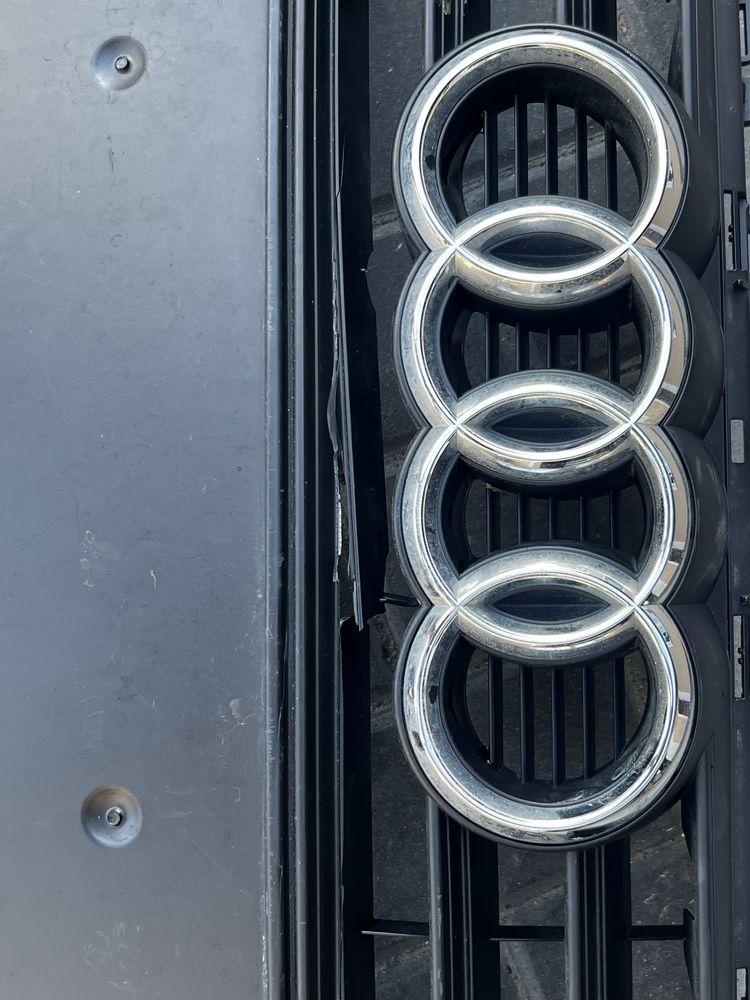 Grill atrapa Audi A4 B9