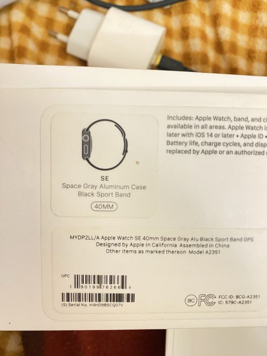 Продам Apple Watch SE 40mm Alu Black Sport