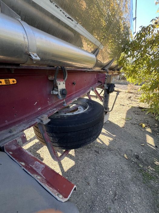 Продам Цистерну напівпричіп Menci