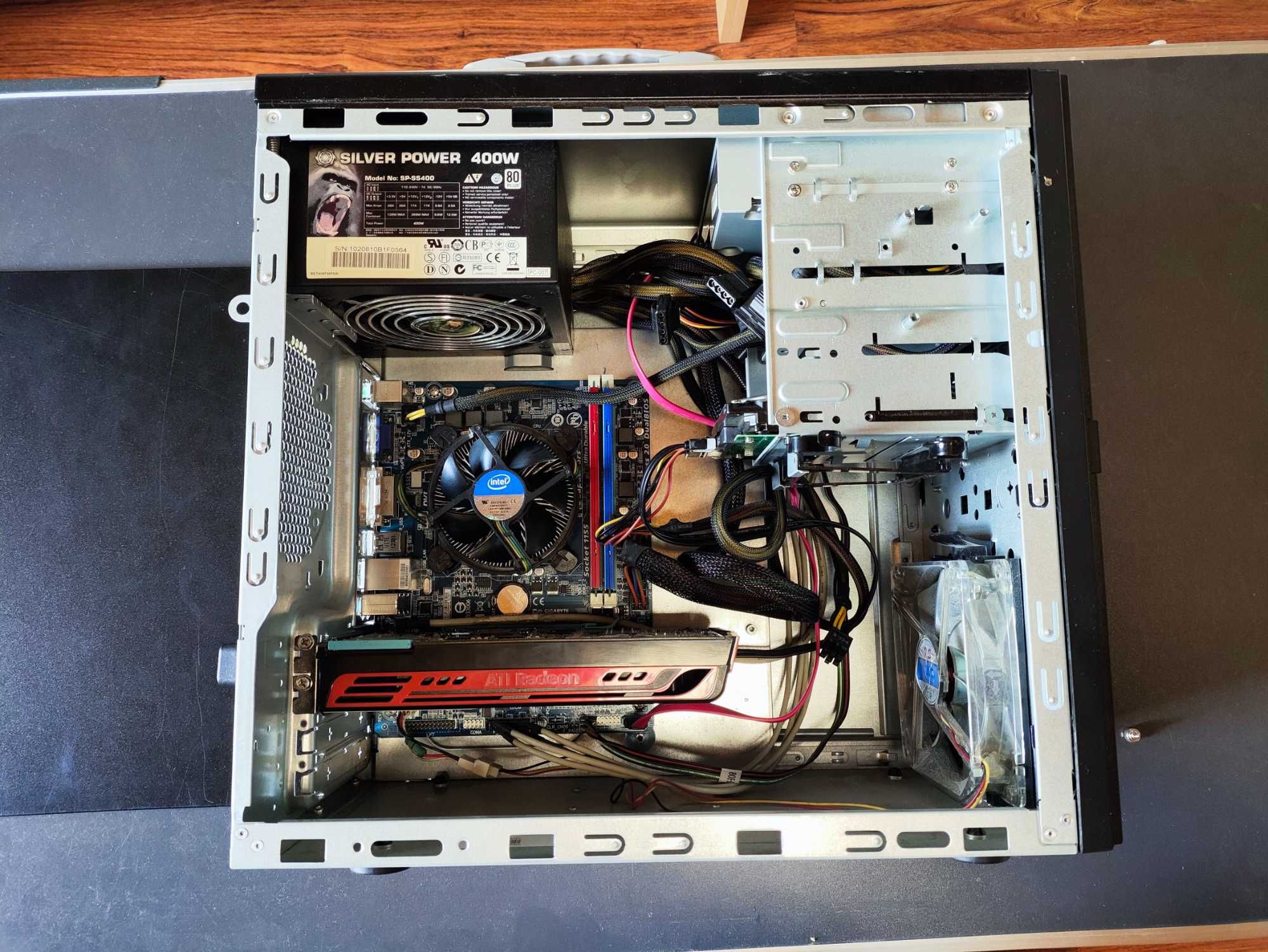 komputer i3 8gb radeon