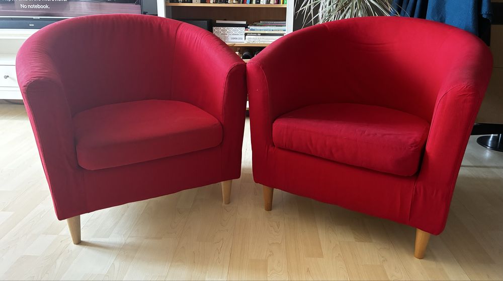 Sprzedam 2 fotele + biale etui IKEA