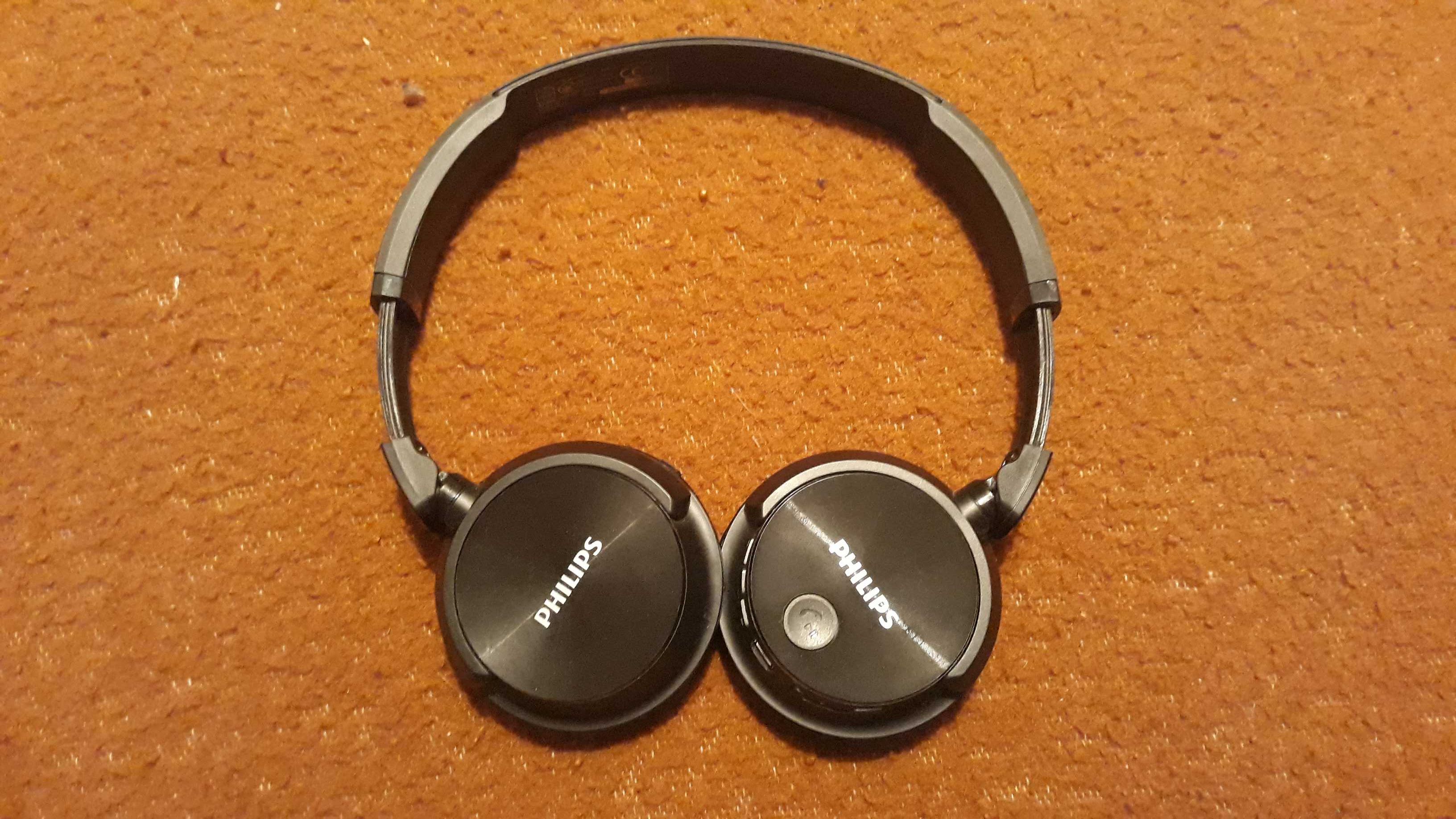 Headphones Bluetooth Philips SHB3060 - novos -  portes incluídos