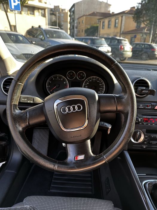 Audi A3 8P1 1.6 FSI Gasolina