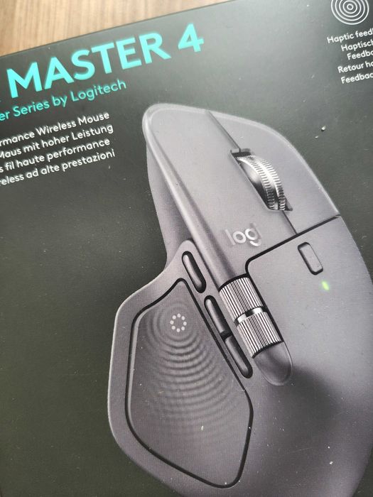 Rato Logitech MX Master 4