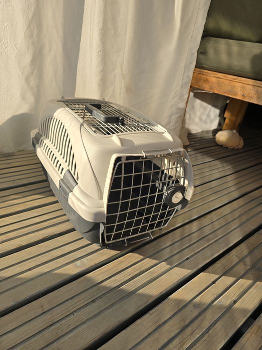 Transporter ferplast z pojemnikiem