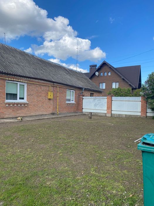 Продається частина будинку