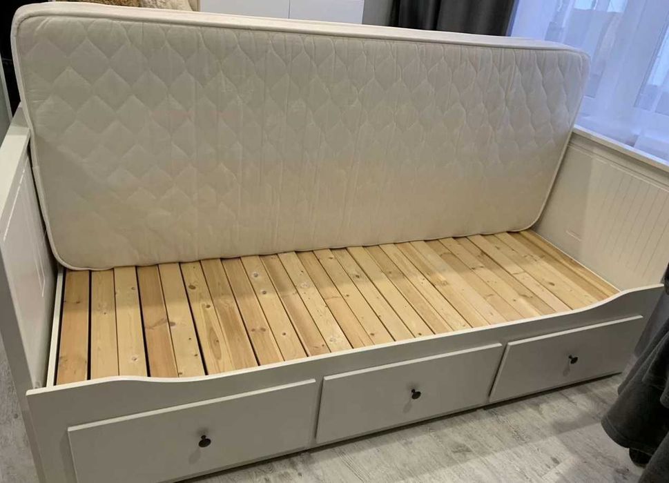 Кровать кушетка IKEA