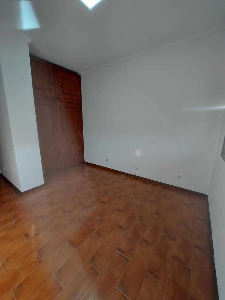APARTAMENTO T3 com TERRAÇO Panorâmico – Último Andar com GARAGEM