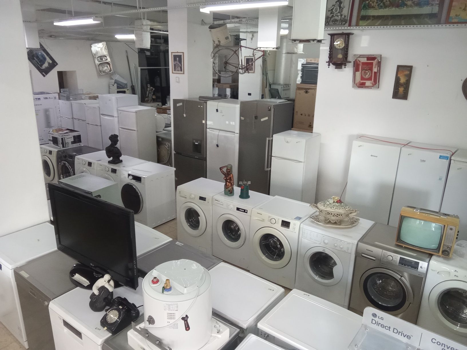 Máquina de lavar roupa várias