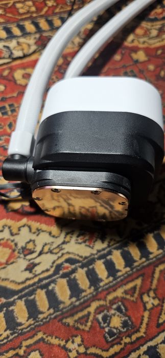 Chłodzenie wodne AIO Corsair Nautilus 360mm rs ARGB 3x120mm białe