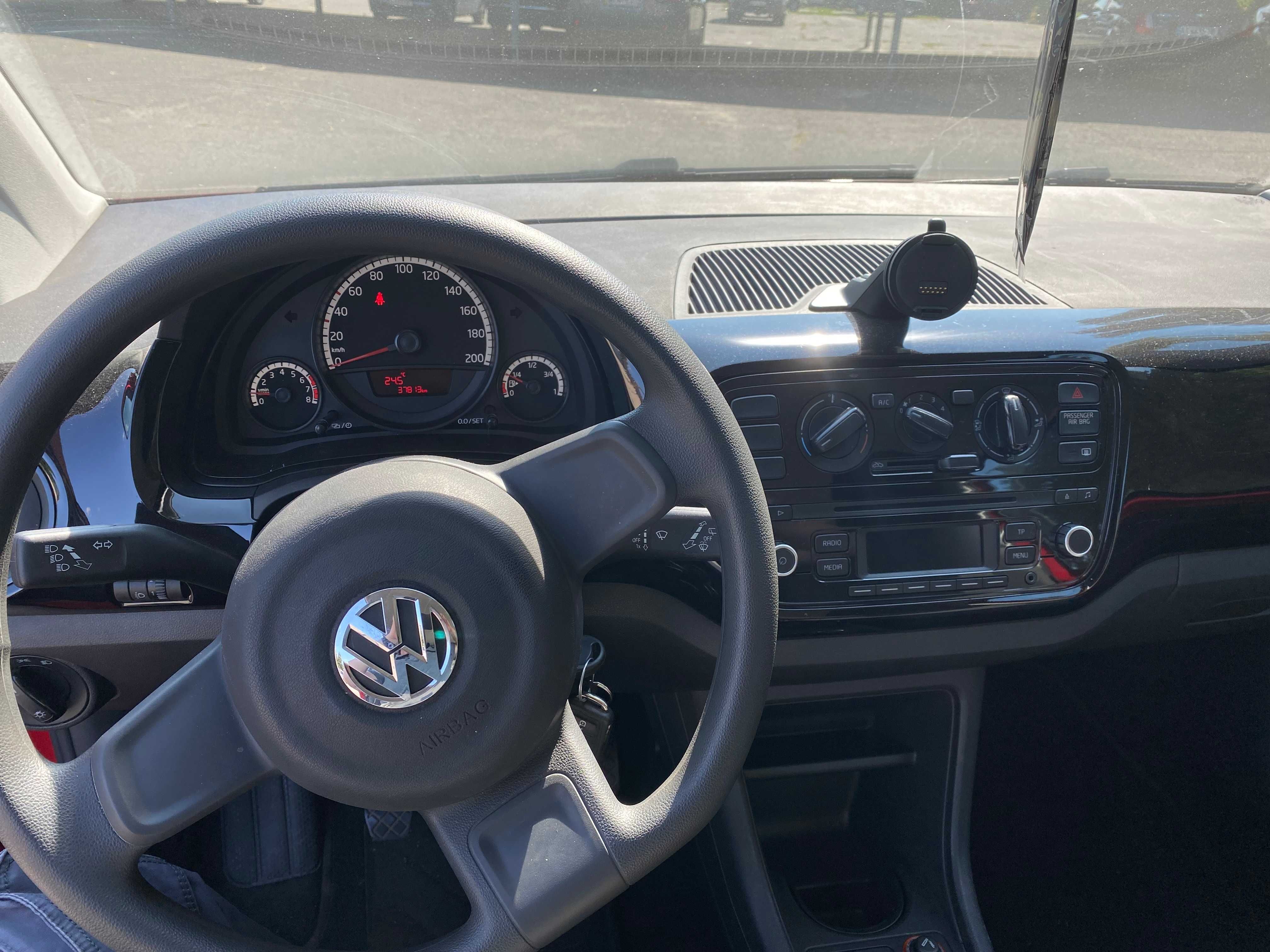 Volkswagen Up! 2015