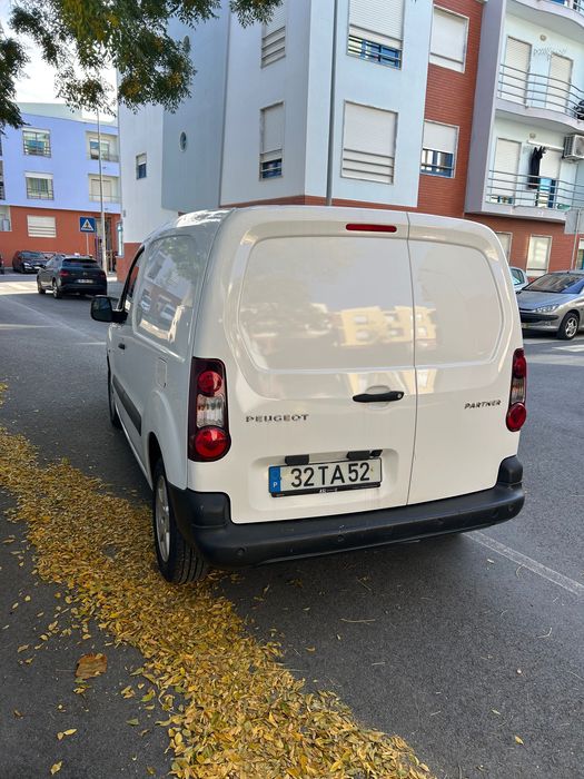 Peugeot partner 3 lugares 1.6 HDi ano 2017