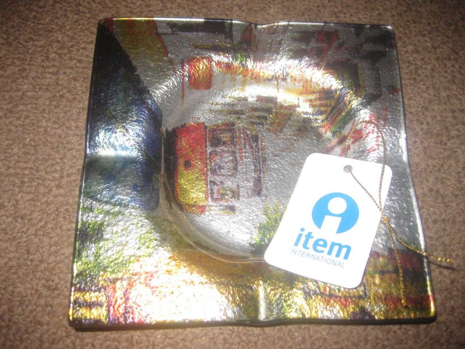 Cinzeiro Decorativo/Novo e Embalado!