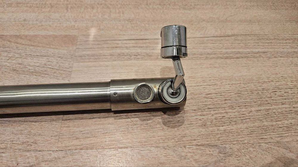 Kran kuchenny z dodatkowym kranikiem do wody filtrowanej