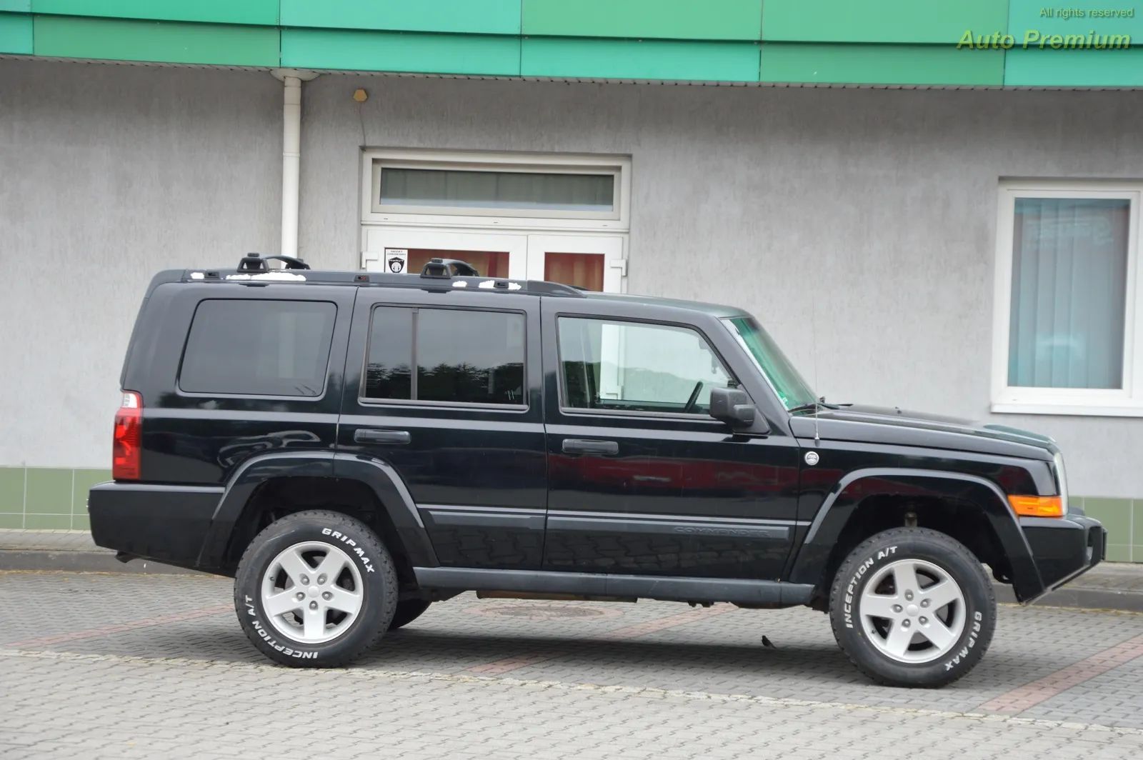 Jeep Commander GODNY EGZEMPLARZ / 7 osób / 4x4 AWD / osłony podwozia / ZAMIANA