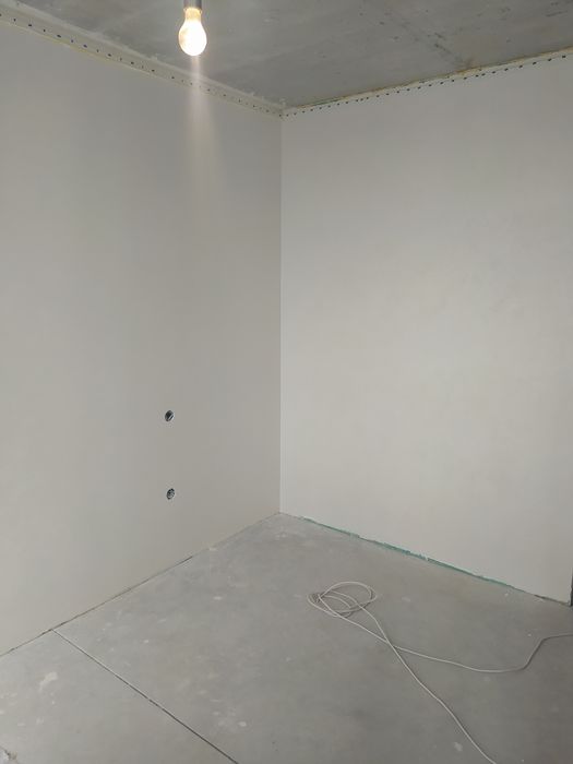 Малярні роботи, декор,напольні покриття.