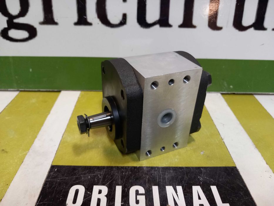 Pompa hydrauliczna podnośnika RENAULT CLAAS ARES ATZ fi-20 rozst.35mm