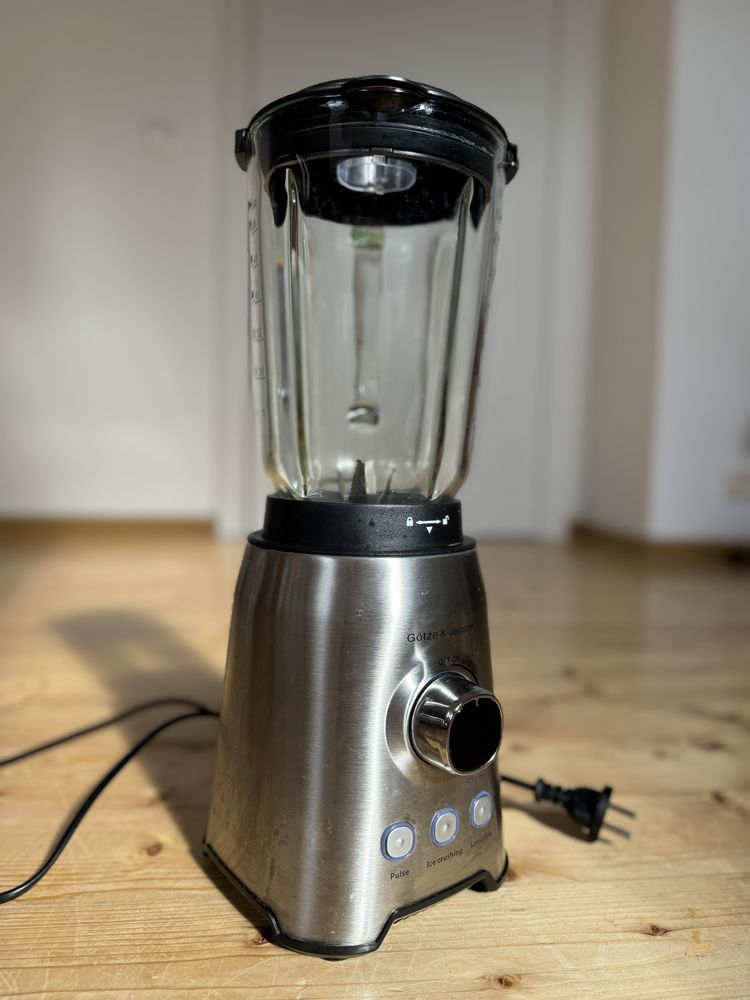 Blender kielichowy GÖTZE & JENSEN 1200W