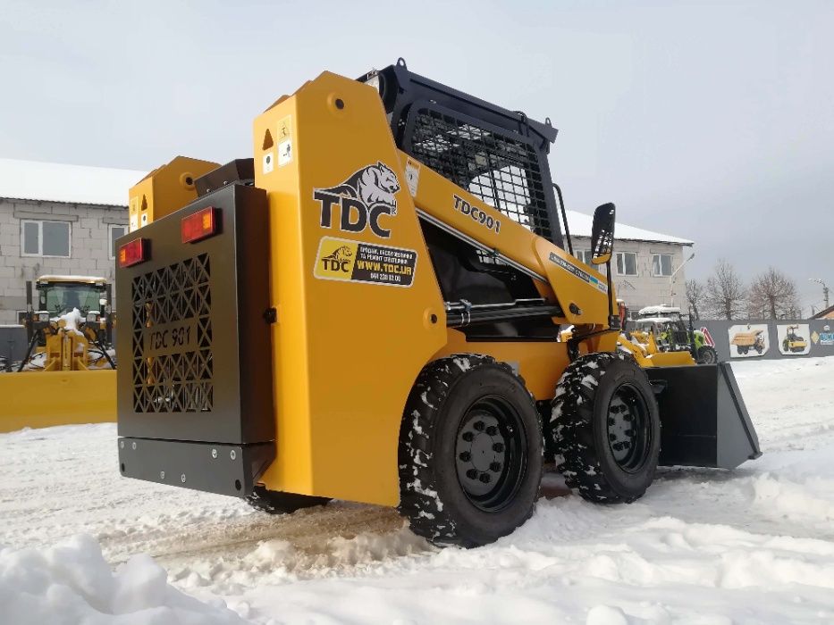 Колісний мінінавантажувач TDC 901