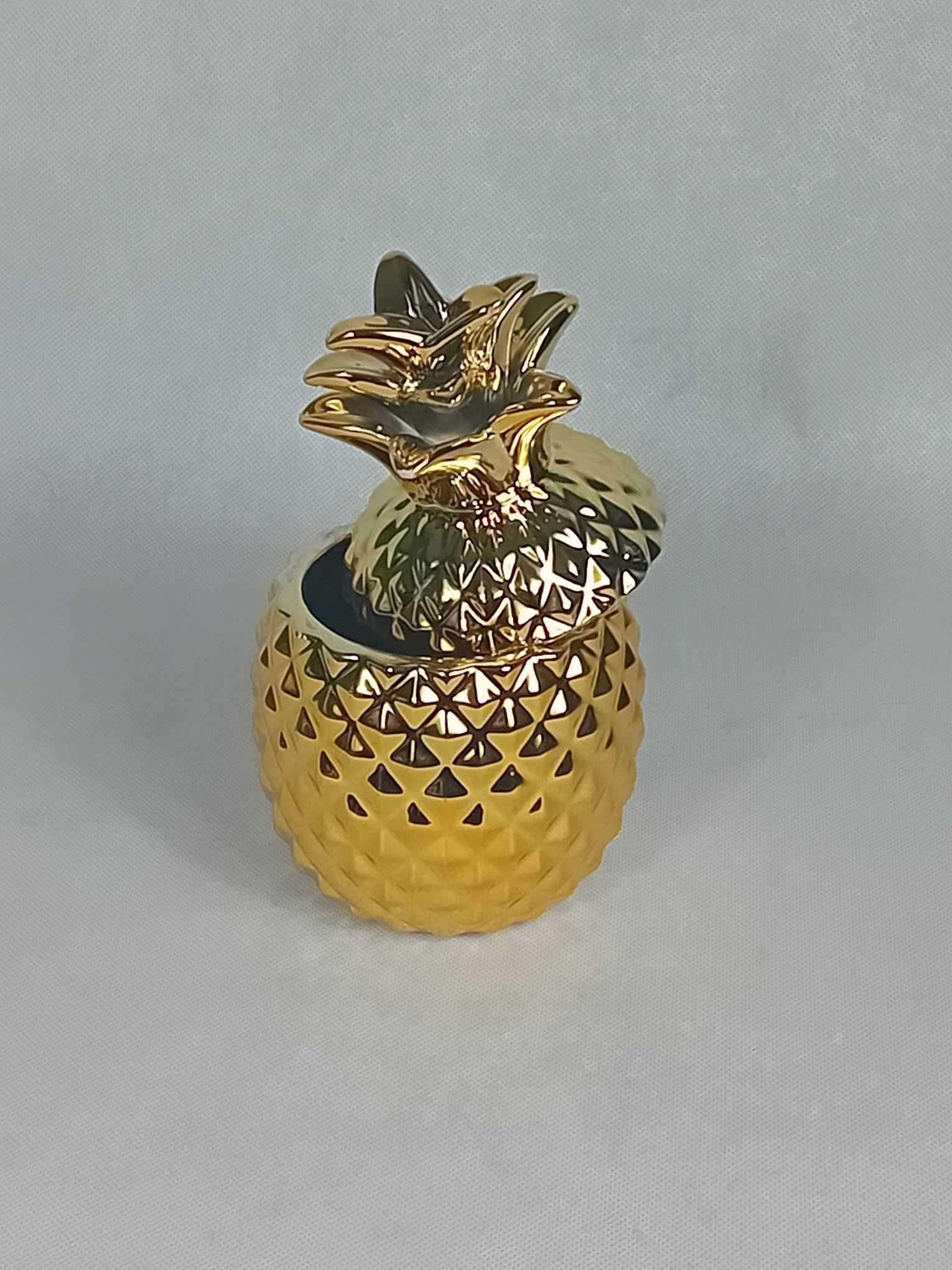 Ananas złoty -ozdobne puzderko -szkatułka