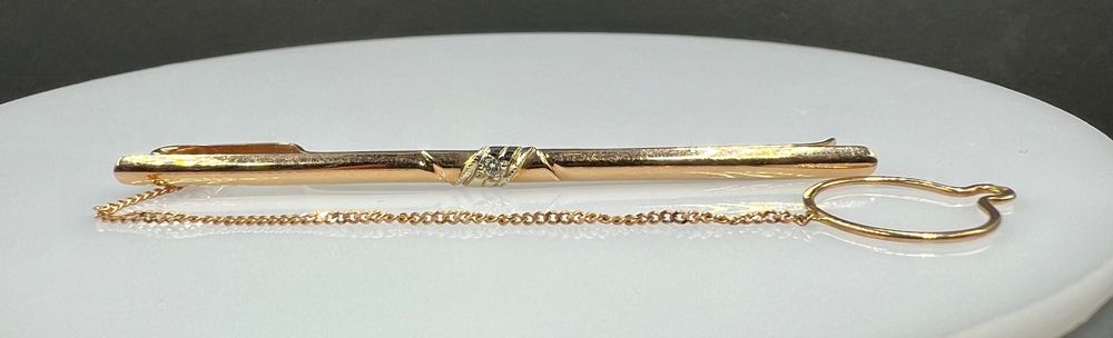 Зажим для краватки золотий 585 з діамантом