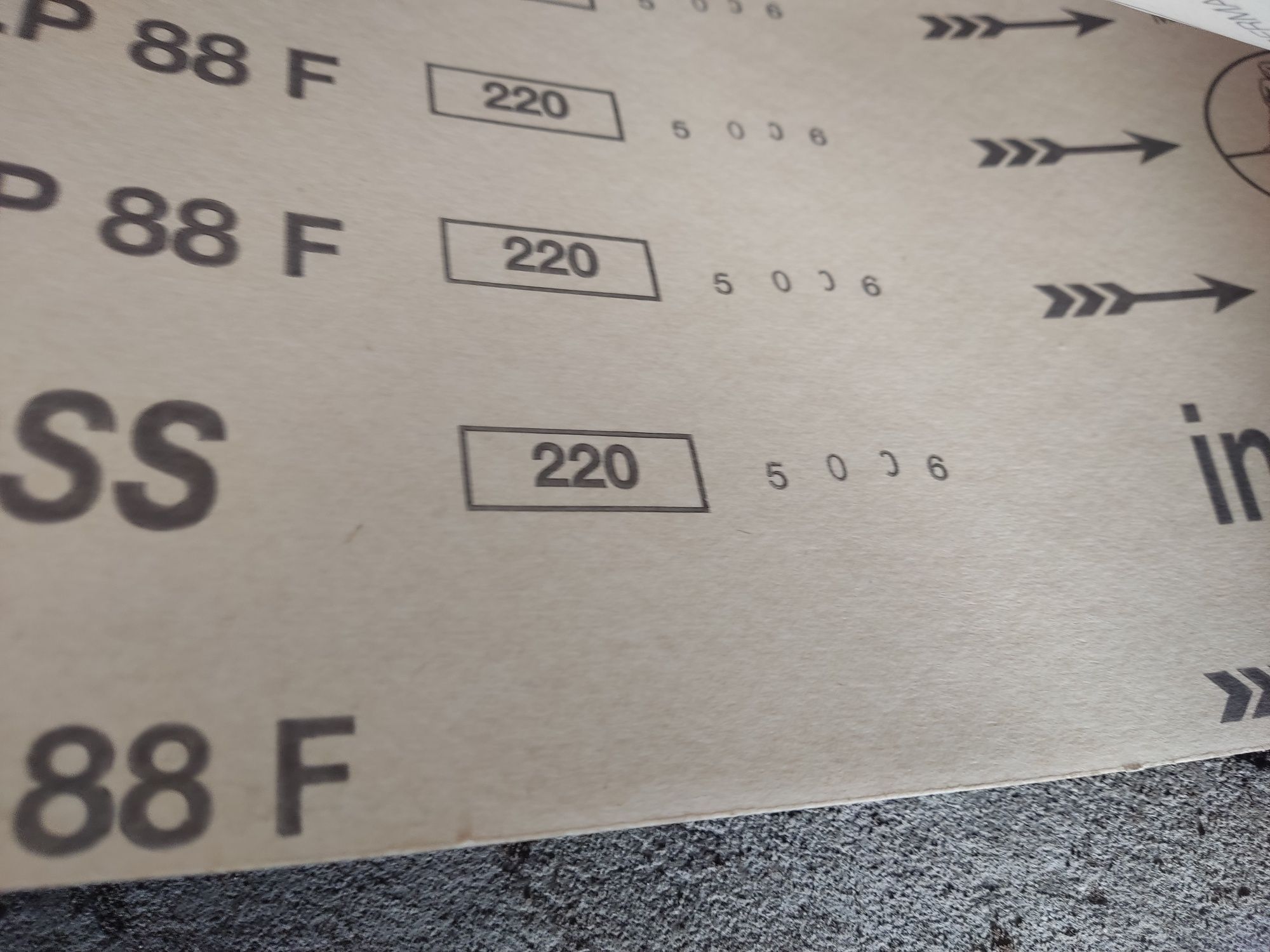 Papier ścierny 220